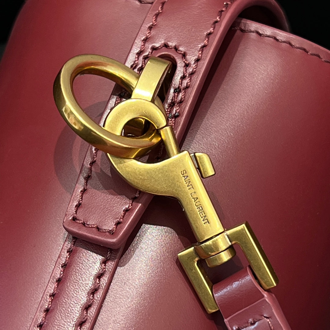 Le 37 Bucket Bag 15cm Red Gold Cowhide mysite