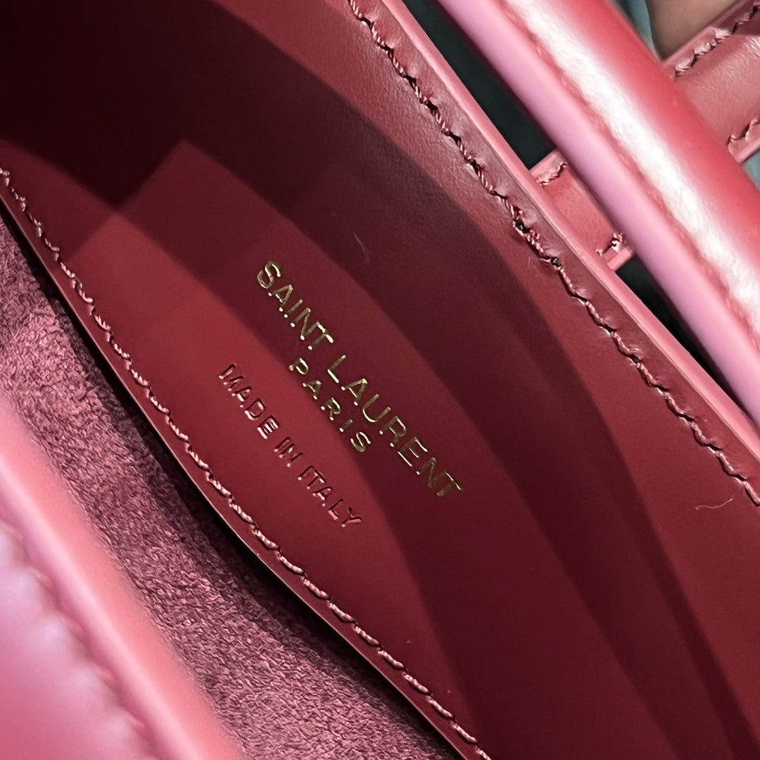 Le 37 Bucket Bag 15cm Red Gold Cowhide mysite