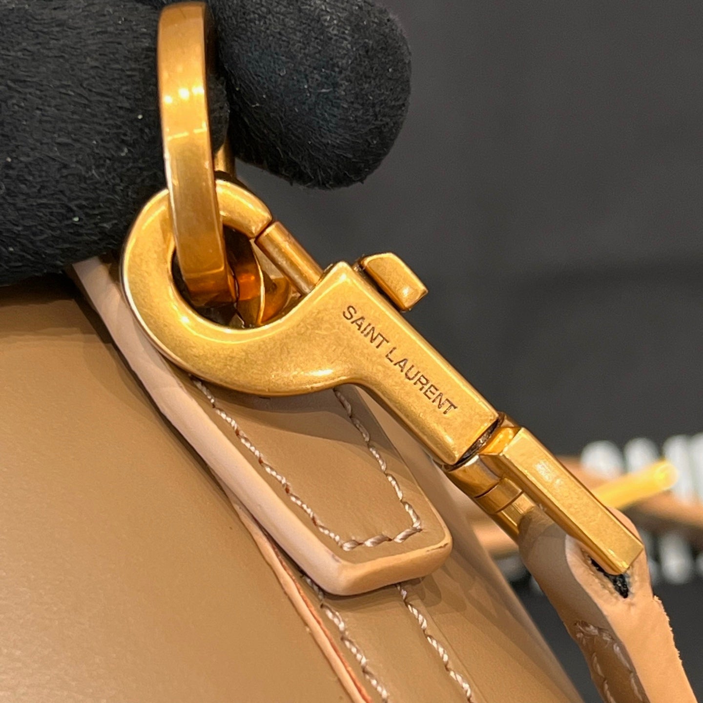 Le 37 Bucket Bag 15cm Beige Gold Cowhide mysite