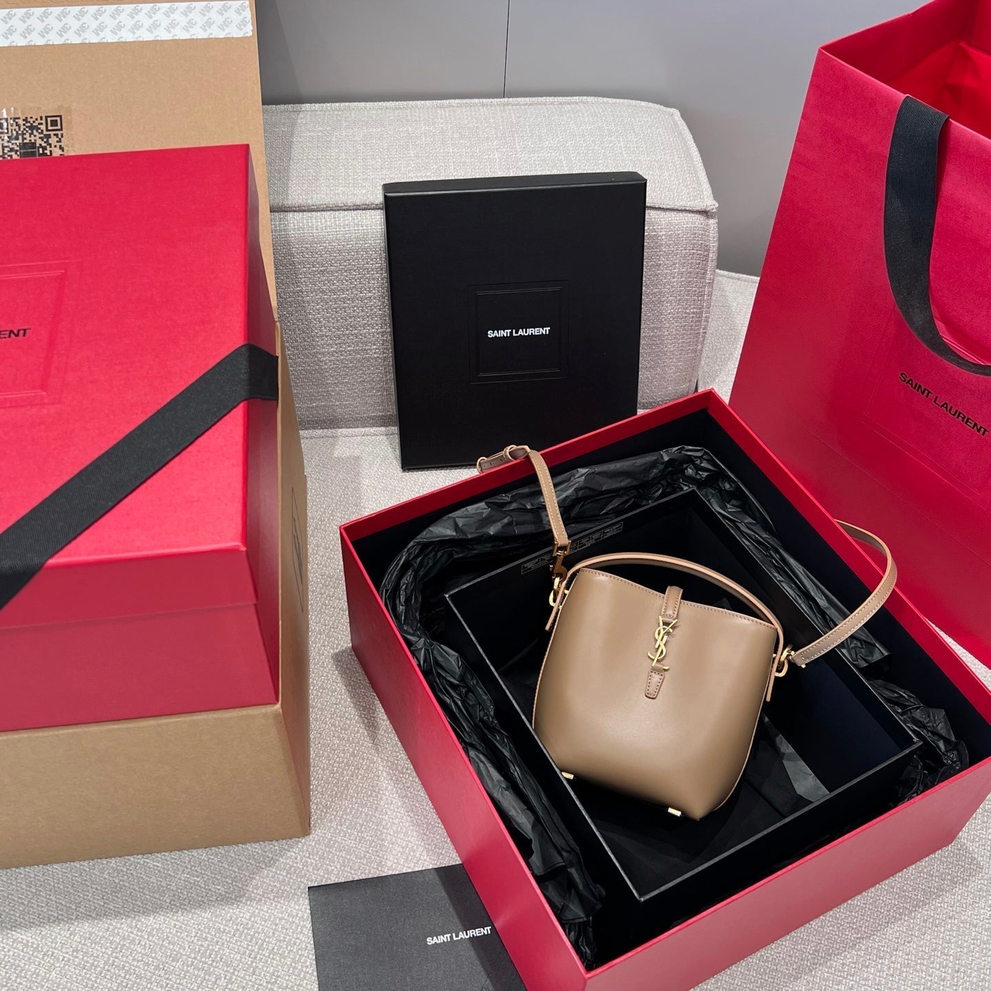 Le 37 Bucket Bag 15cm Beige Gold Cowhide mysite