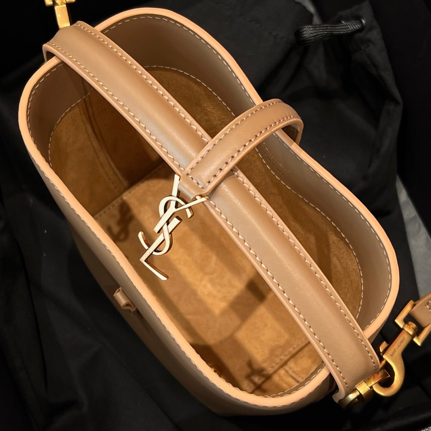 Le 37 Bucket Bag 15cm Beige Gold Cowhide mysite