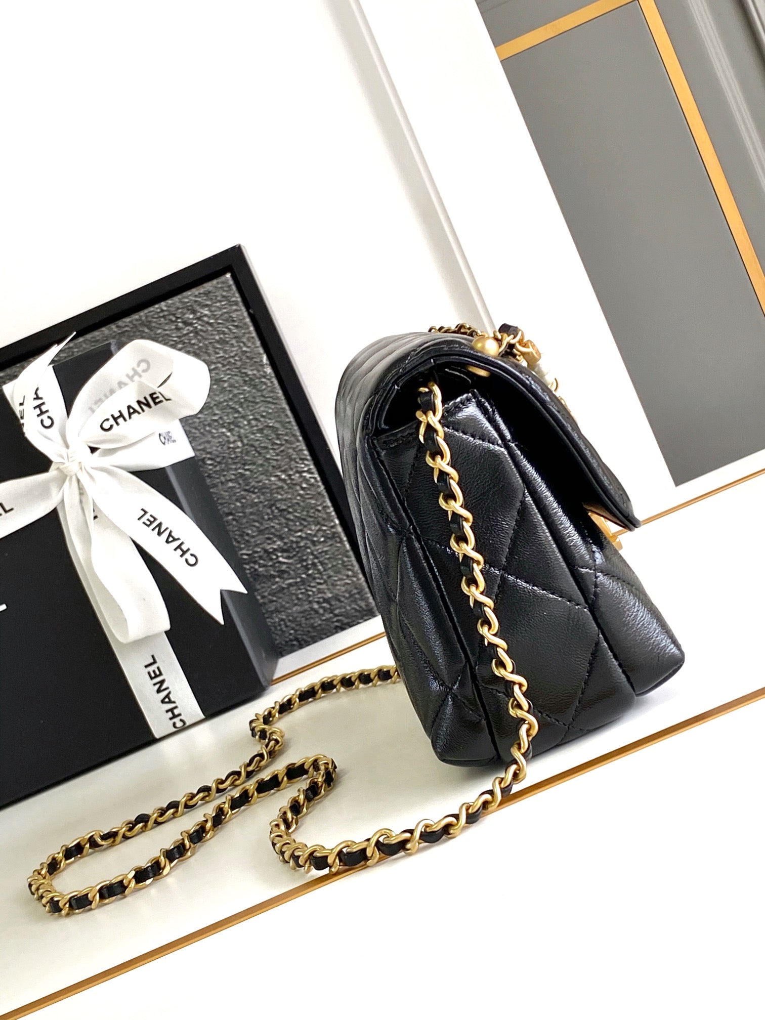 CC MINI 20 FLAP BAG IN BLACK LAMBSKIN GOLD HARDWARE mysite