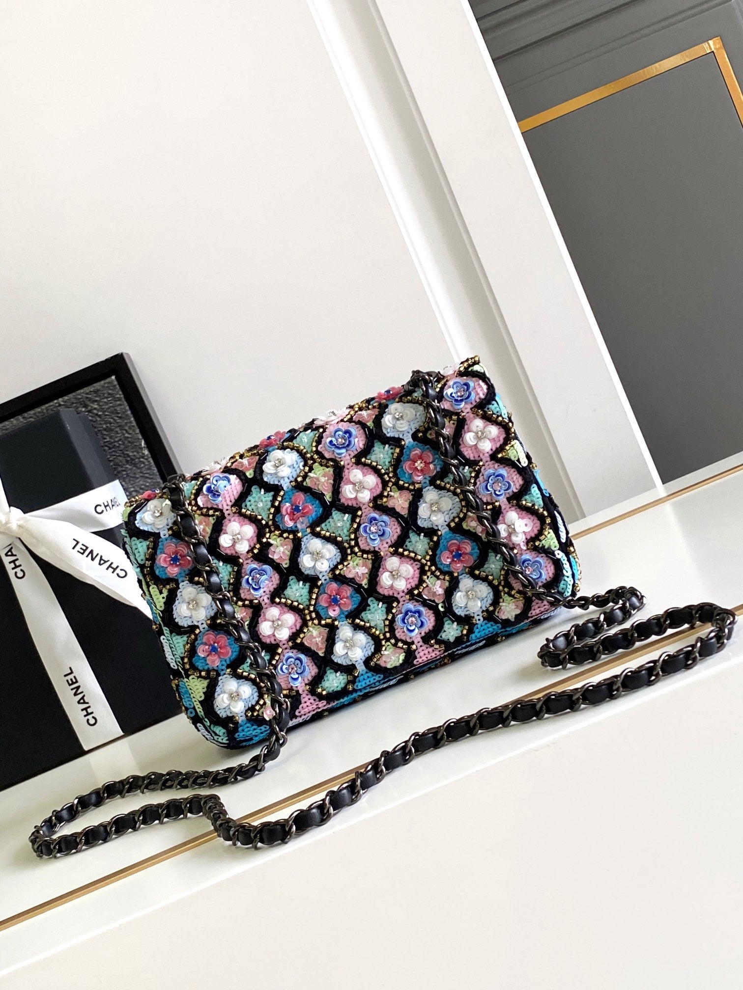 CC 24a Flap Bag 20cm Sequin Satin Black Hardware mysite