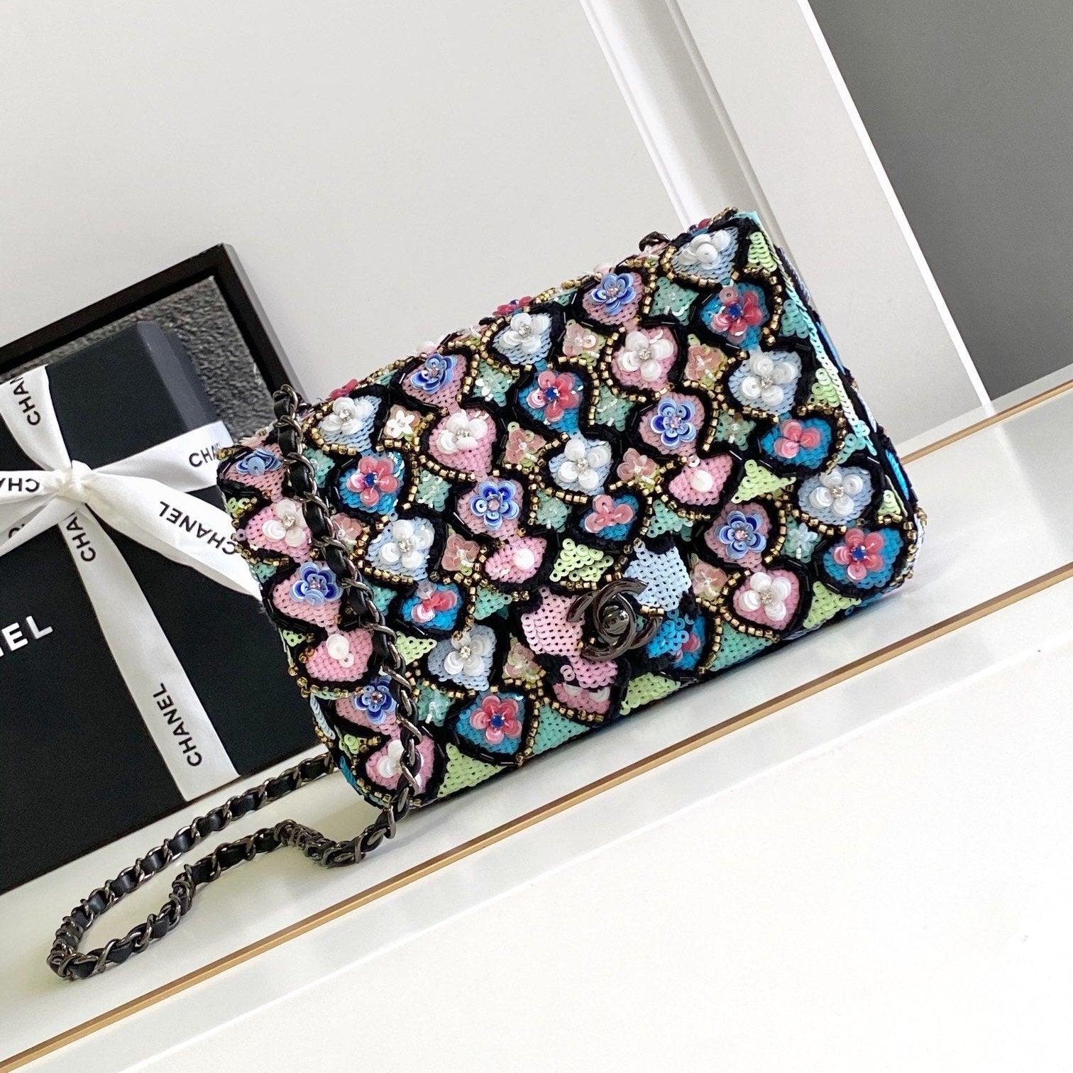 CC 24a Flap Bag 20cm Sequin Satin Black Hardware mysite