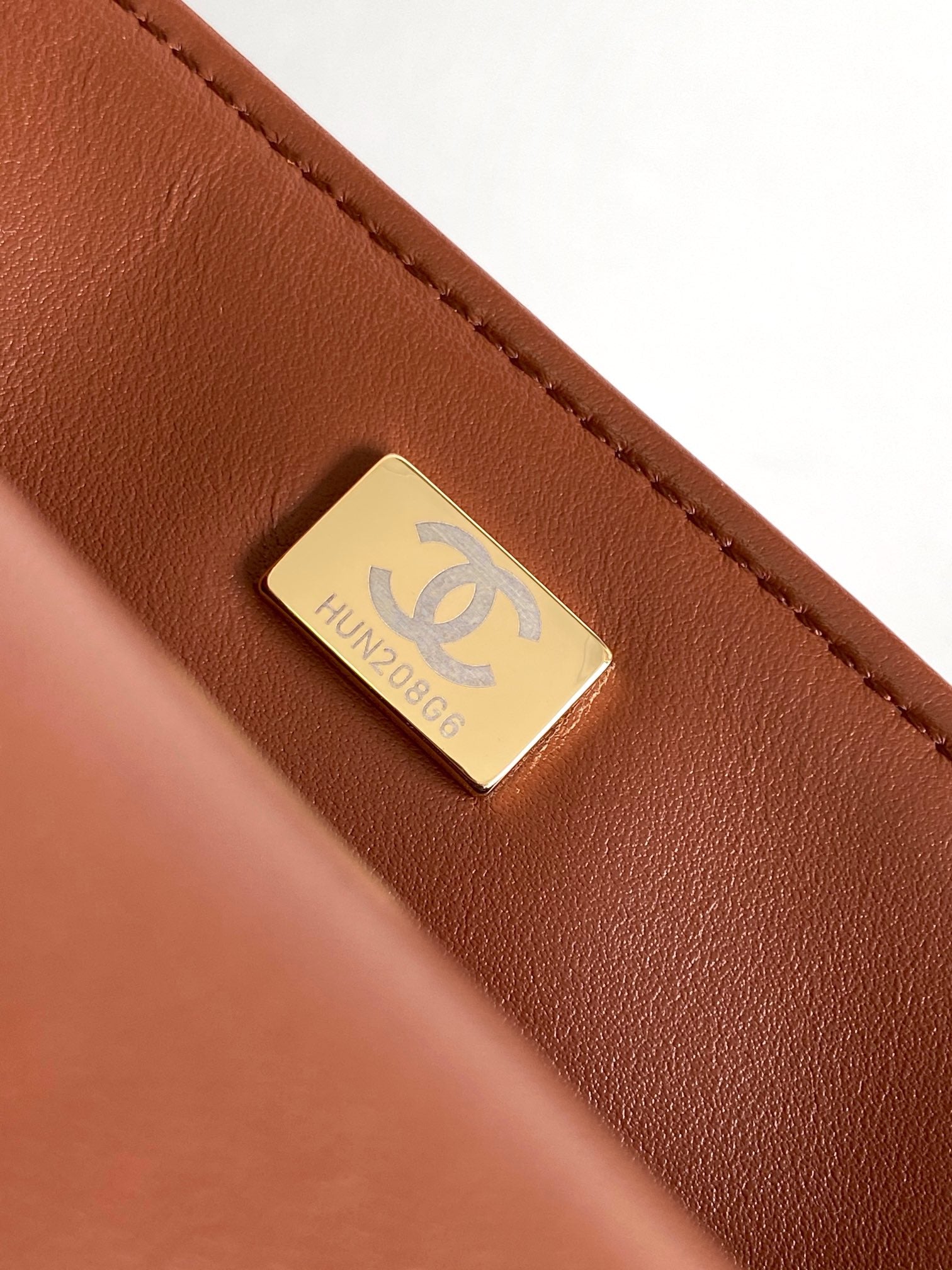 Flap Bag Small 23cm White Brown Sherling Lambskin Gold Hardware mysite