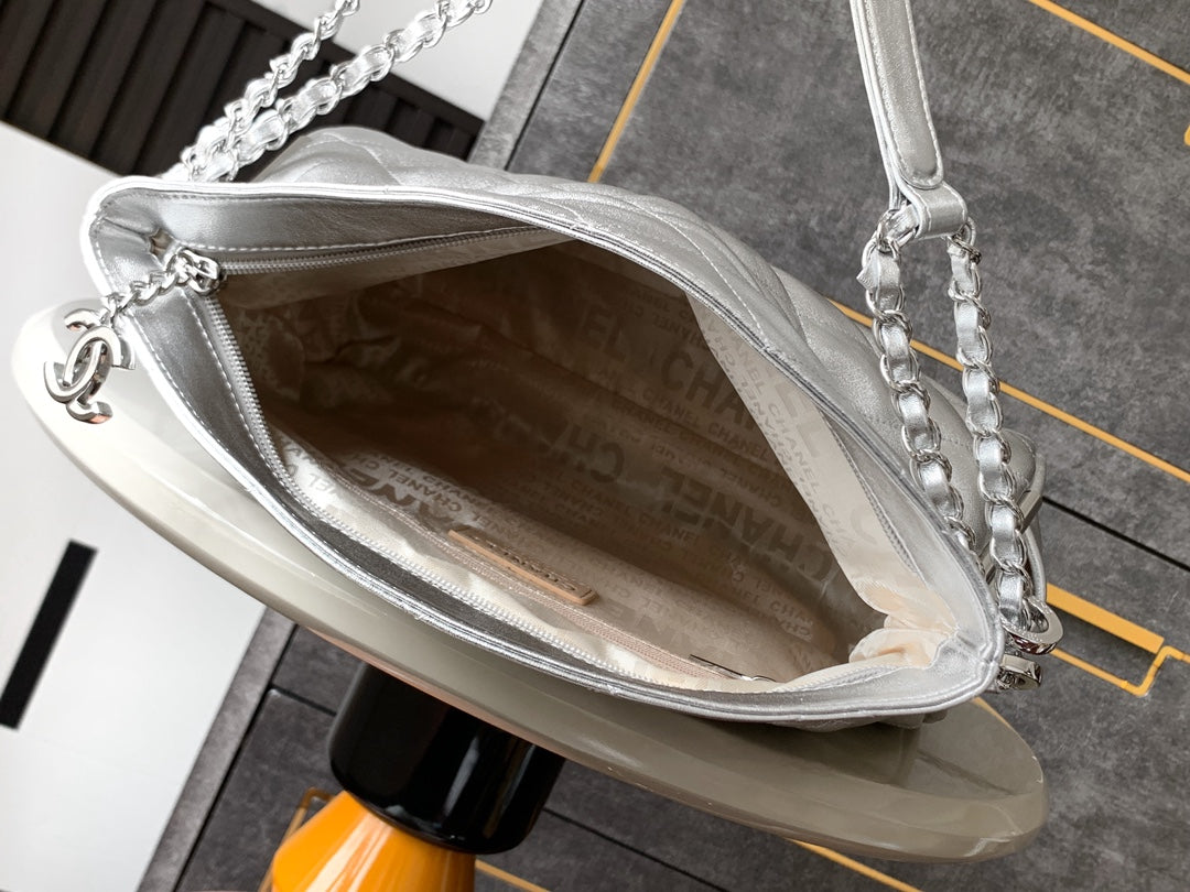 CC Vintage Hobo Bag 30cm Silver Metalic Lambskin Silver Hardware mysite