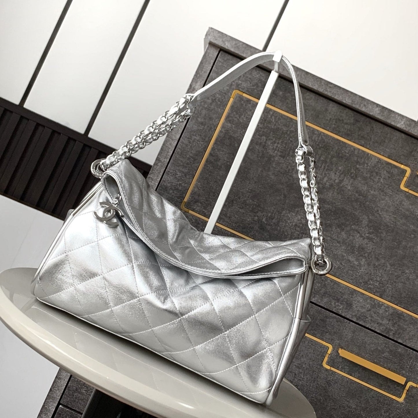 CC Vintage Hobo Bag 30cm Silver Metalic Lambskin Silver Hardware mysite