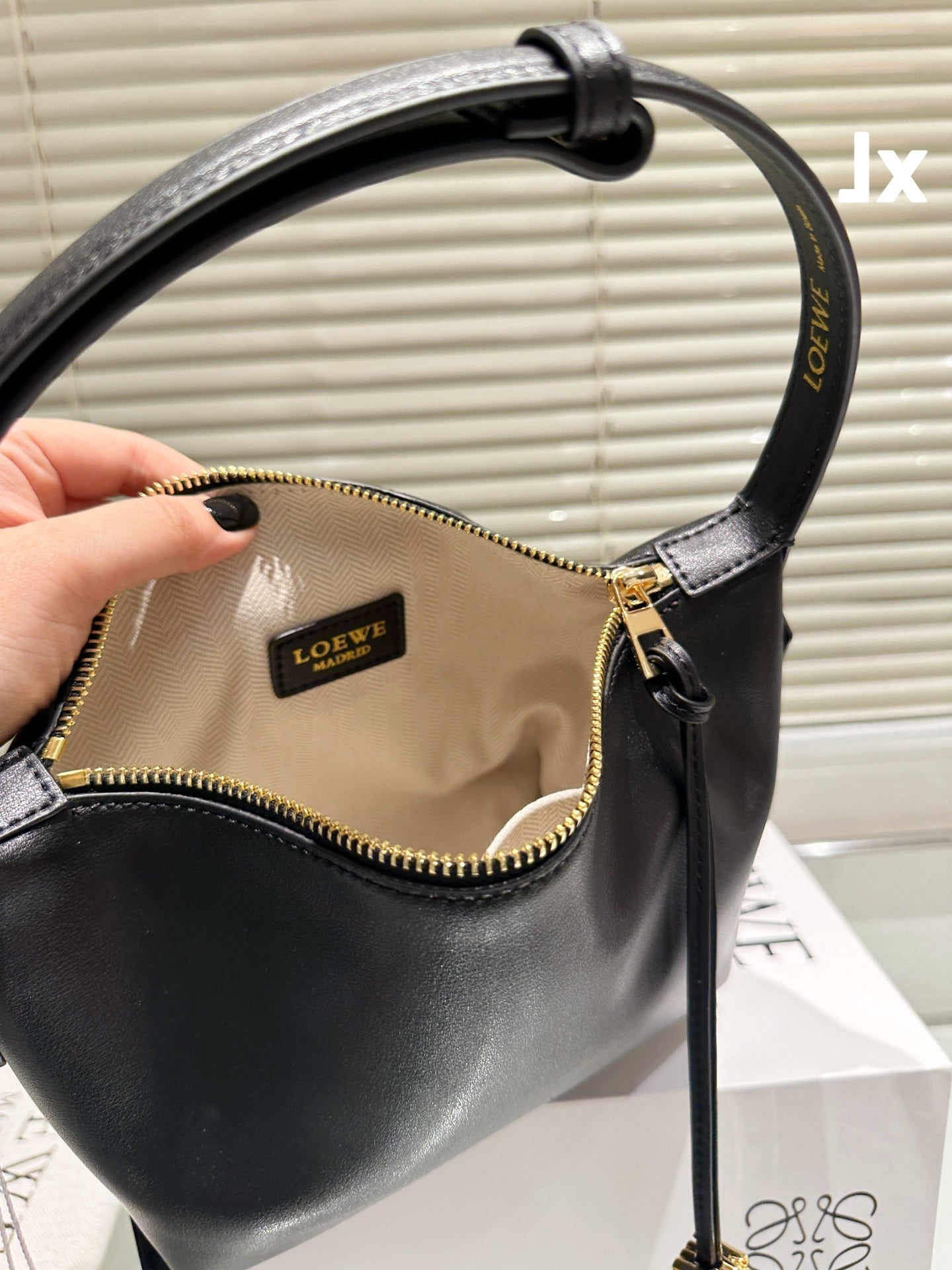 LOE LUNA HOBO 27 BAG IN BLACK CALFSKIN mysite