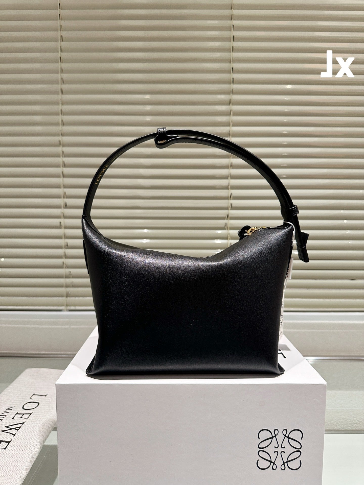 LOE LUNA HOBO 27 BAG IN BLACK CALFSKIN mysite