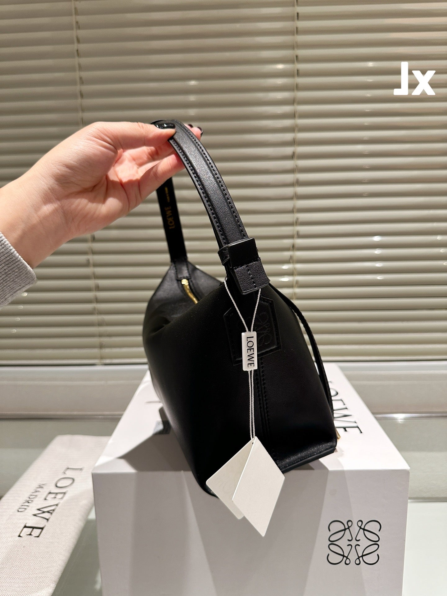 LOE LUNA HOBO 27 BAG IN BLACK CALFSKIN mysite