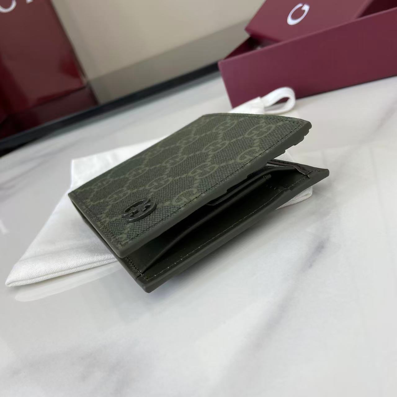 Gucci 25 GG Monogram Bifold 11cm Wallet Forest Green Leather 288792 mysite