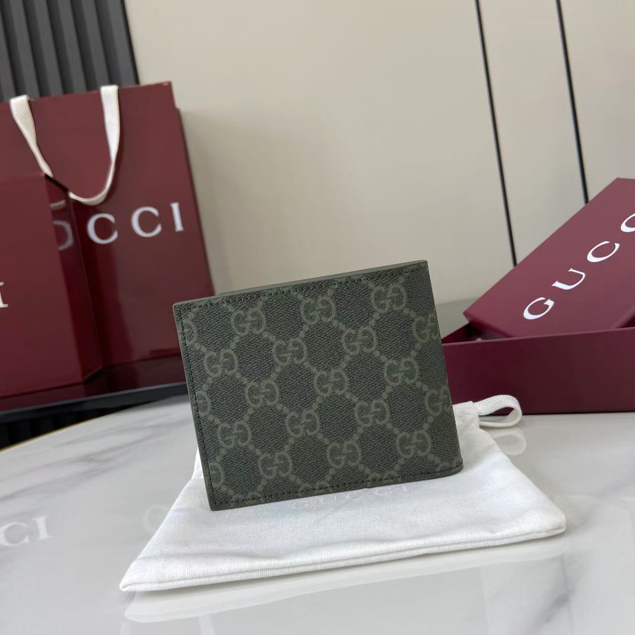 Gucci 25 GG Monogram Bifold 11cm Wallet Forest Green Leather 288792 mysite