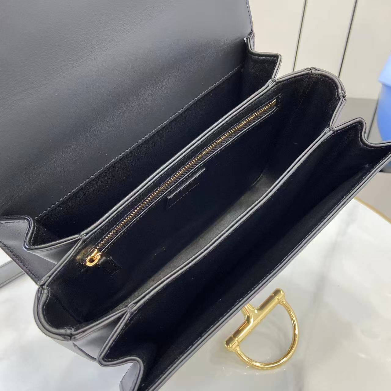 Gucci 25 Siena Bag 22.5cm  Black Gold Leather 292363 mysite