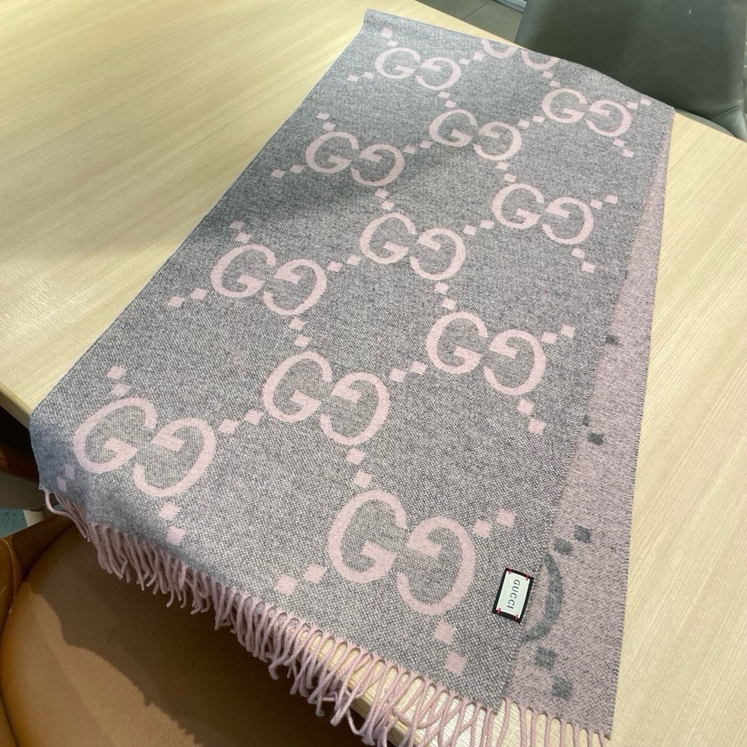 GG JACQUARD PATTERN KNIT SCARF 195 CM WITH TASSELS HARBOR GRAY MIX LIGHT PINK 403748 mysite