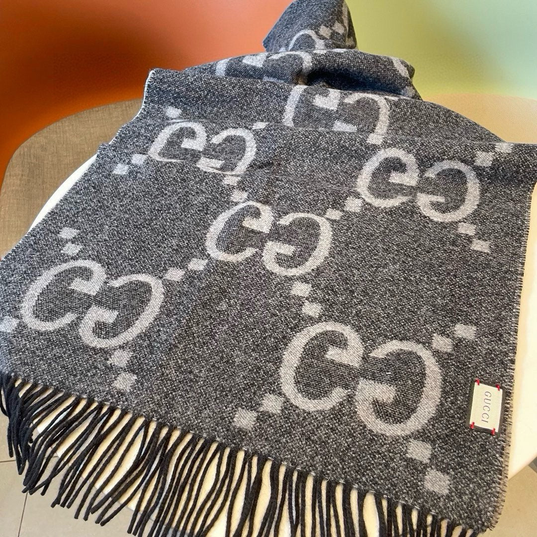 GG JACQUARD PATTERN KNIT SCARF 195 CM WITH TASSELS MOUSE GRAY 403750 mysite
