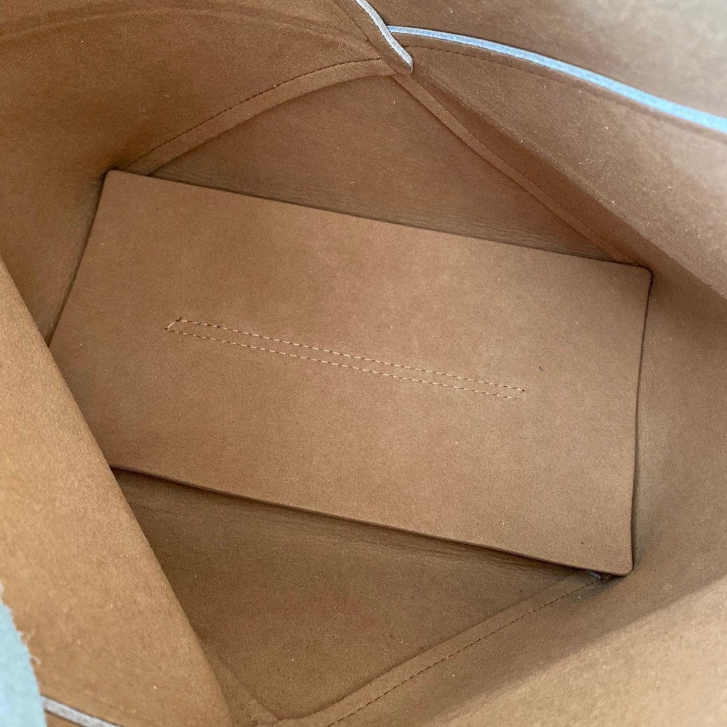 LOE 32 MEDIUM PUZZLE FOLD TOTE IN WHITE MIX PASTEL GREY SHINY CALFSKIN mysite