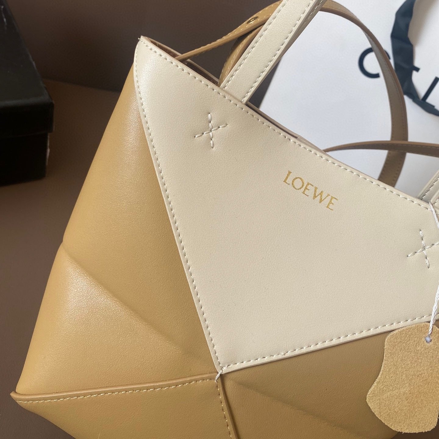 LOE 21 PUZZLE FOLD TOTE IN WHITE MIX NAPLES YELLOW SHINY CALFSKIN mysite