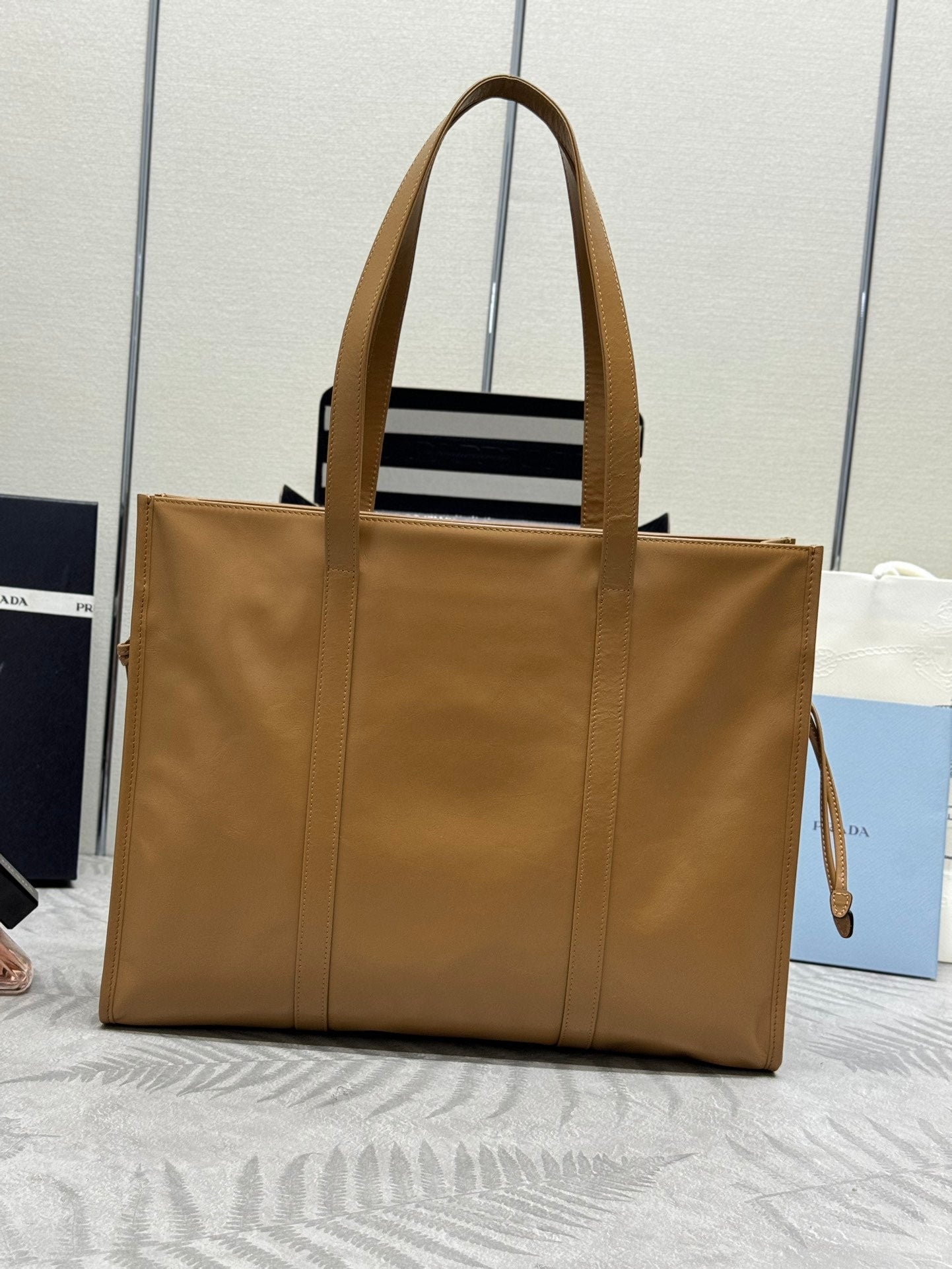 TOTE BAG 39 IN CIDER BROWN SMOOTH CALFSKIN mysite