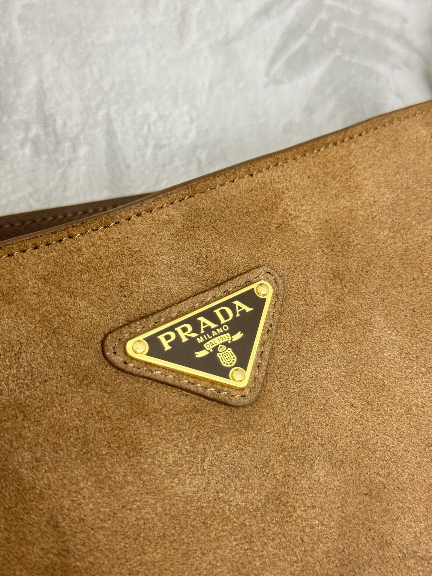 BUCKET BAG 22 IN RUSSET BROWN SOFT SUEDE mysite