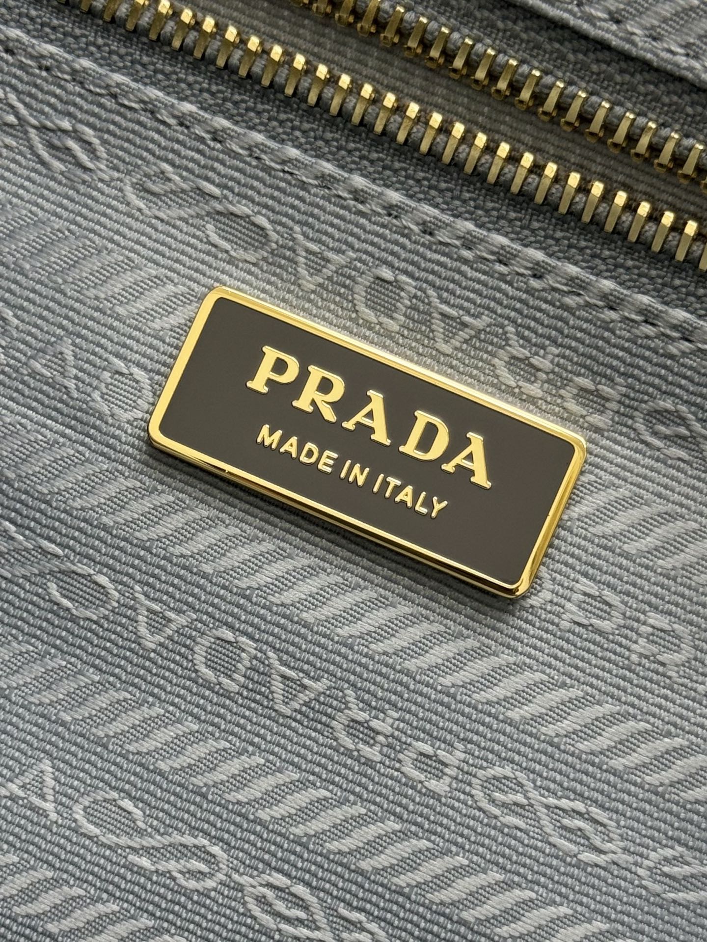 Prada Bonnie Extra-Large 42cm Grey Calfskin mysite