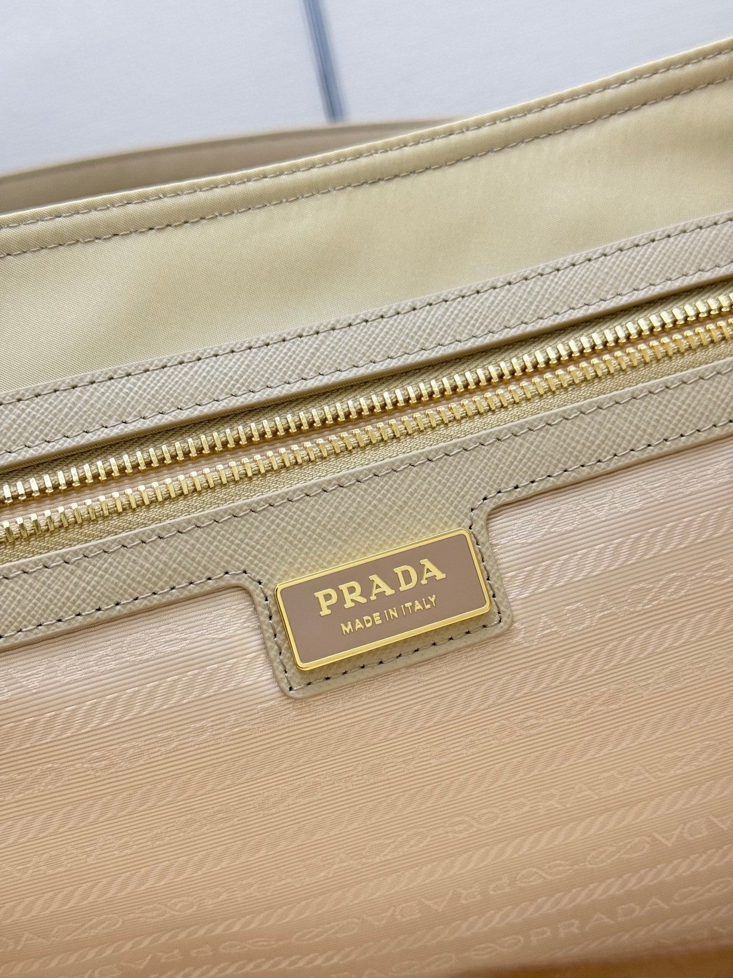 Prada Re-Edition 1978 Tote Bag 35cm Desert Beige Re-Nylon& Saffiano Leather mysite