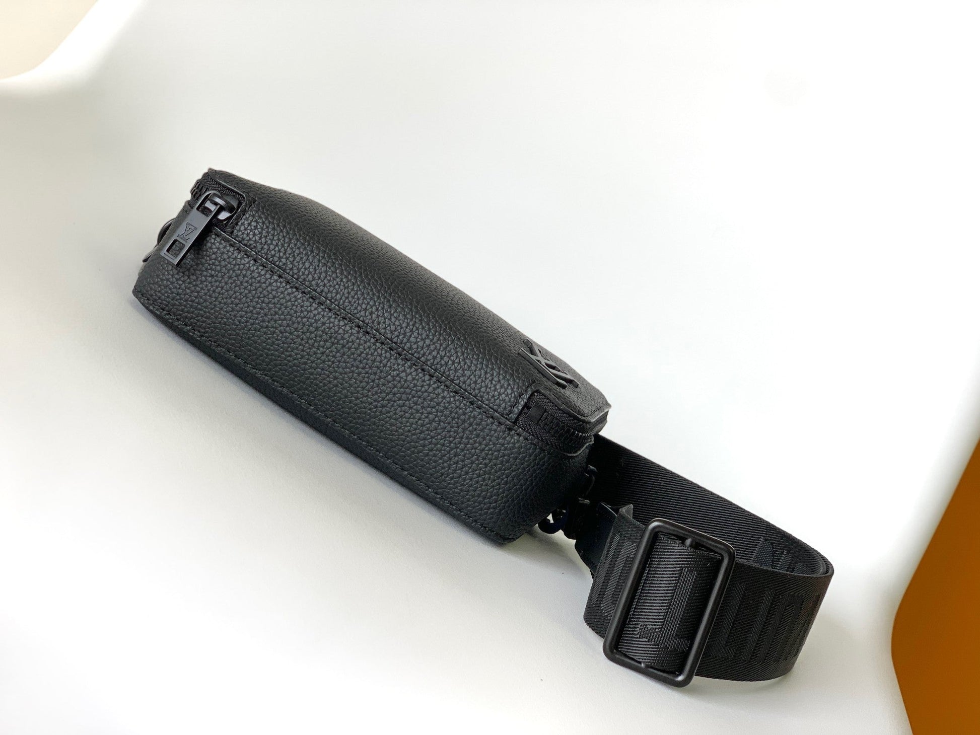 LV Nano Alpha Bag Black Cowhide 268786 mysite