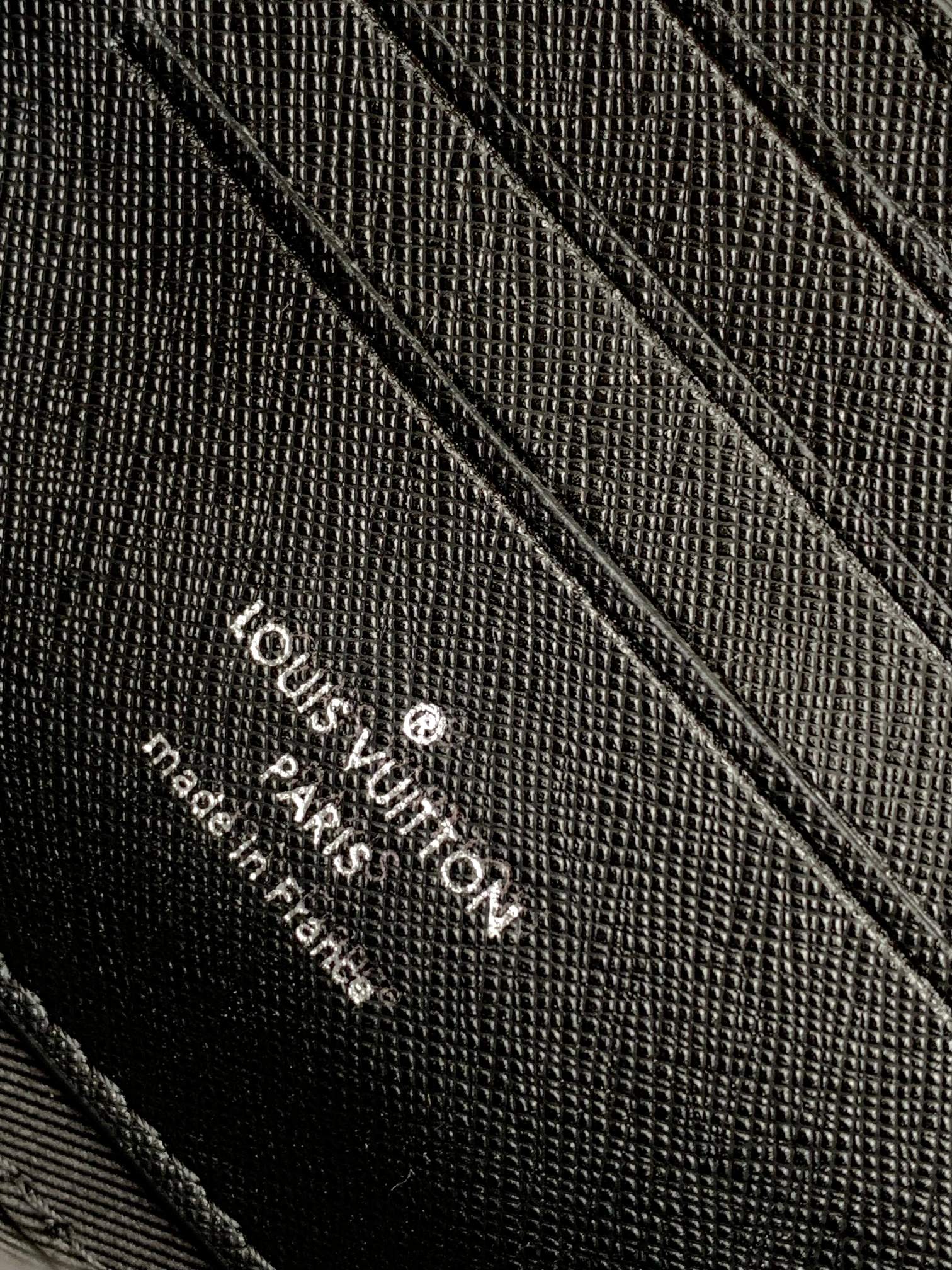 LV Nano Alpha Bag Black Cowhide 268786 mysite