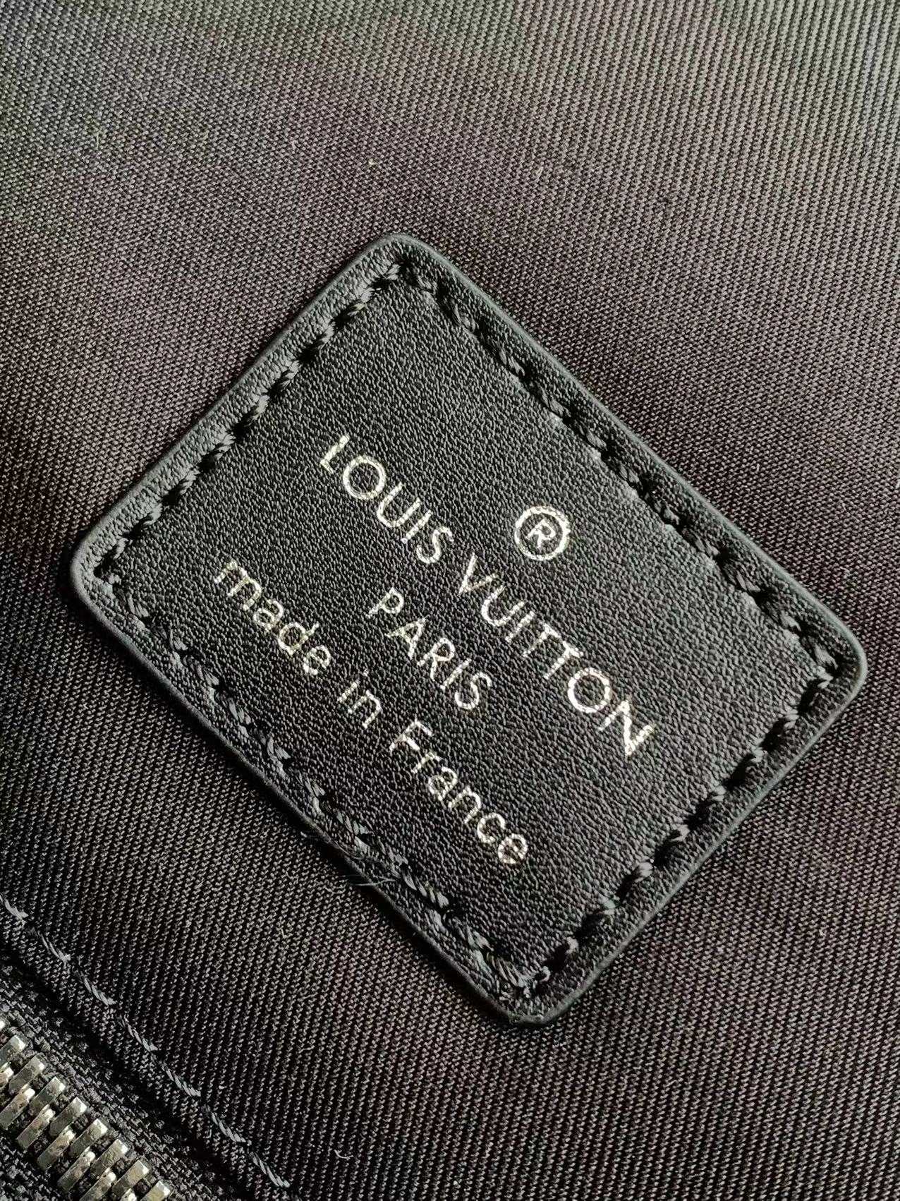 LV Christopher MM Backpack Black Epi XL Cowhide 268778 mysite