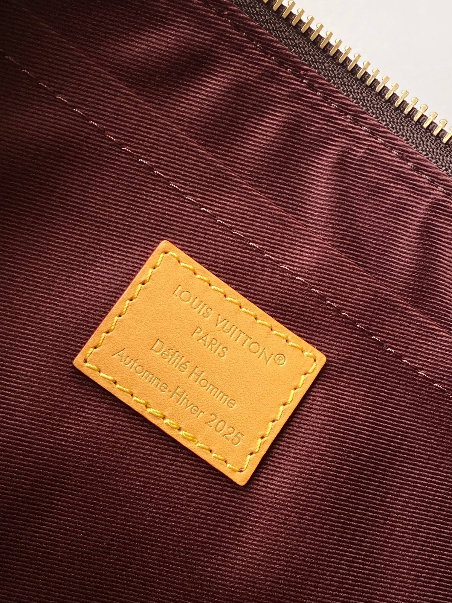 LV Pochette Voyage Souple Brown Monogram Landscape Canvas 268769 mysite