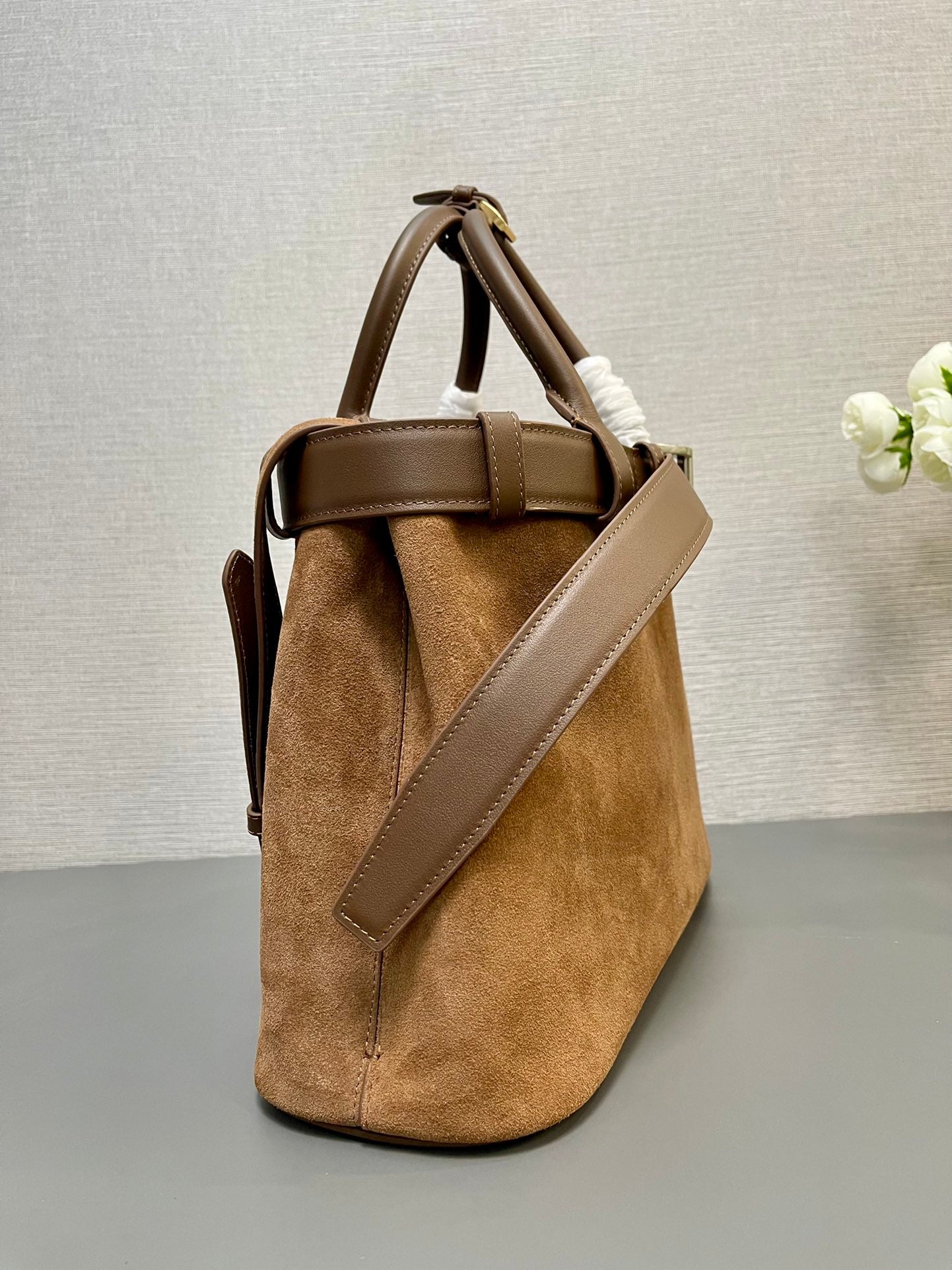 MEDIUM TOTE BAG WITH BELT 35 IN RUSSET BROWN SUEDE mysite