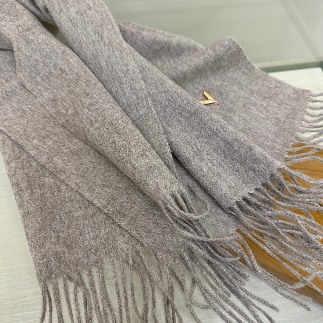 SCARF 200 CM IN PALE GRAY CASHMERE WITH GOLD LOGO 393102 mysite