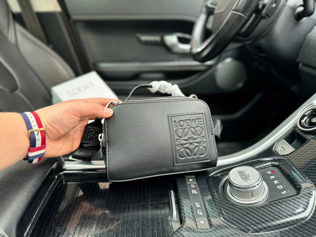 LOE MINI 18 CAMERA CROSS BODY BAG IN BLACK CALFSKIN mysite