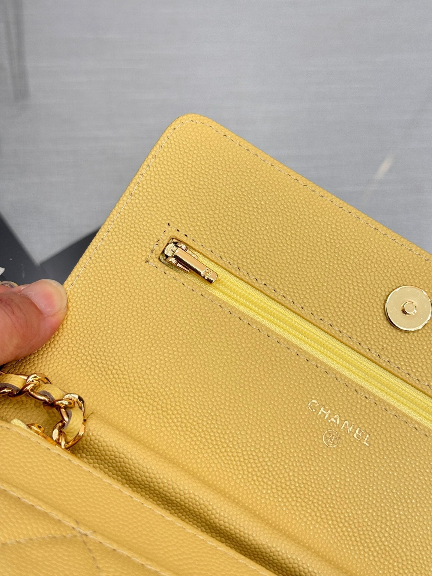 WOC 19CM LIME CAVIAR GOLD HARDWARE mysite