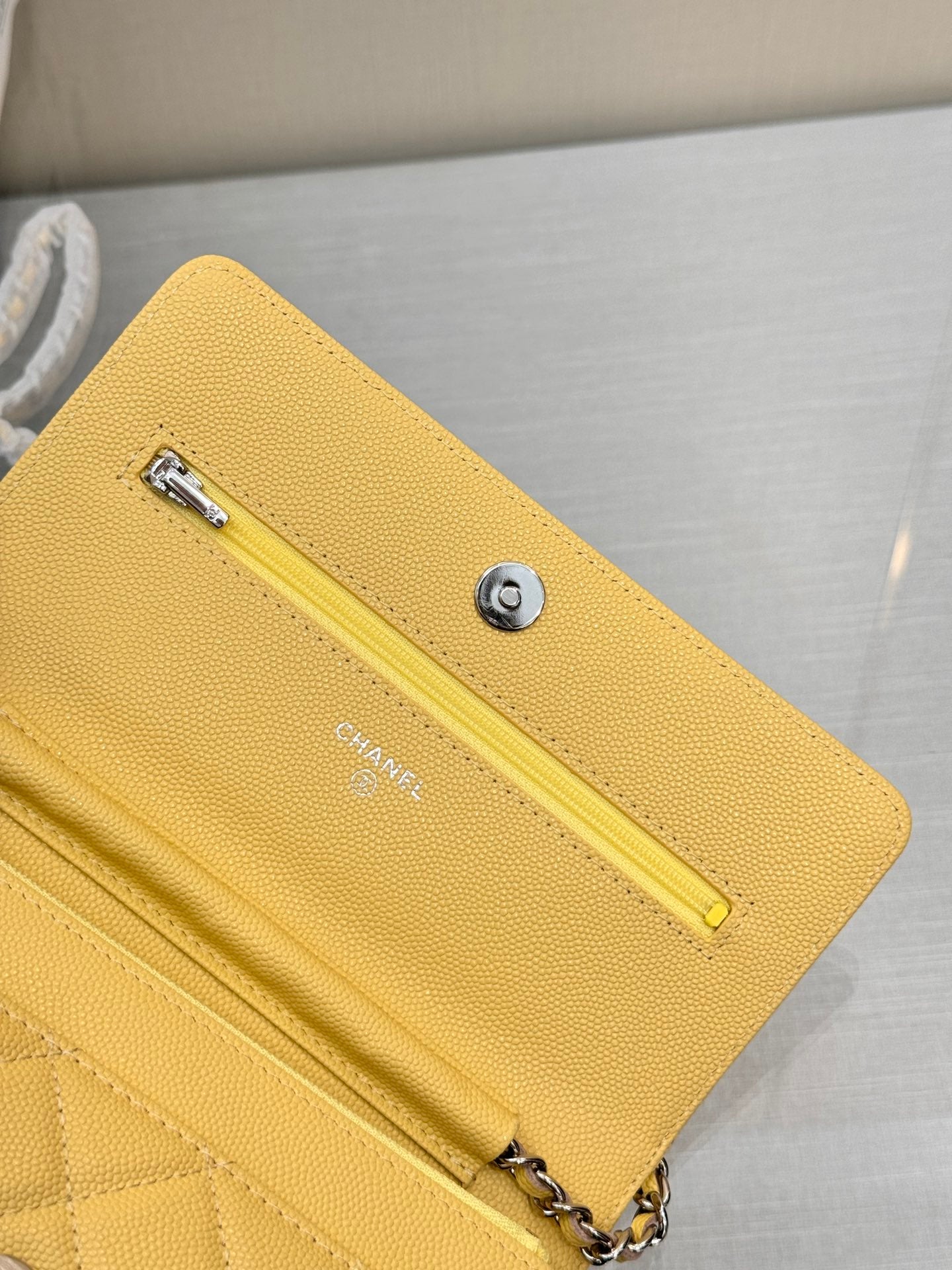 WOC 19CM LIME CAVIAR SILVER HARDWARE mysite