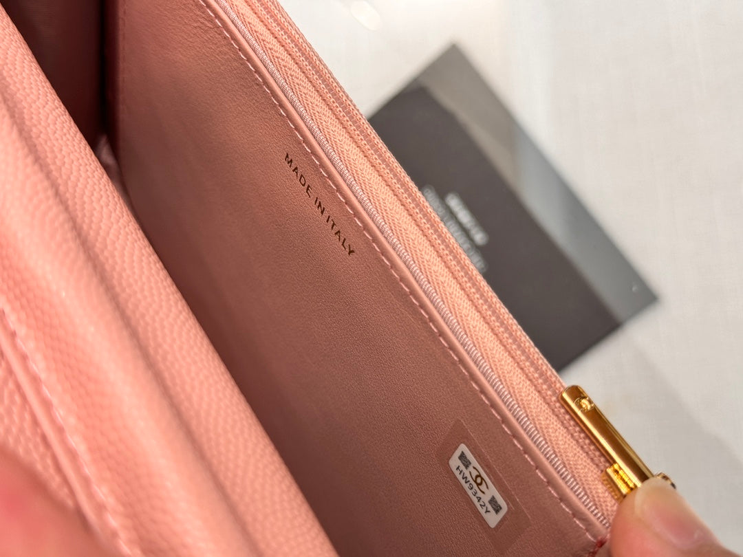 WOC 19CM LIGHT PINK CAVIAR GOLD HARDWARE mysite