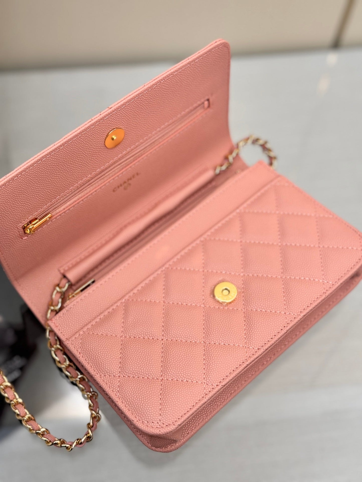 WOC 19CM LIGHT PINK CAVIAR GOLD HARDWARE mysite