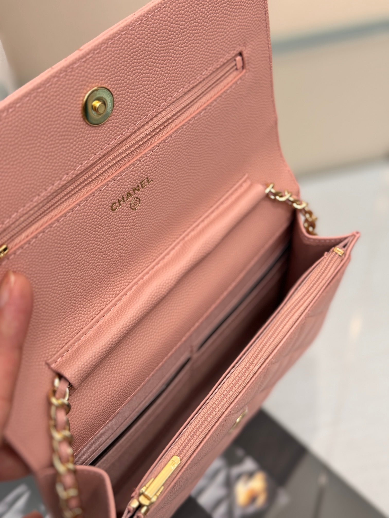 WOC 19CM LIGHT PINK CAVIAR GOLD HARDWARE mysite