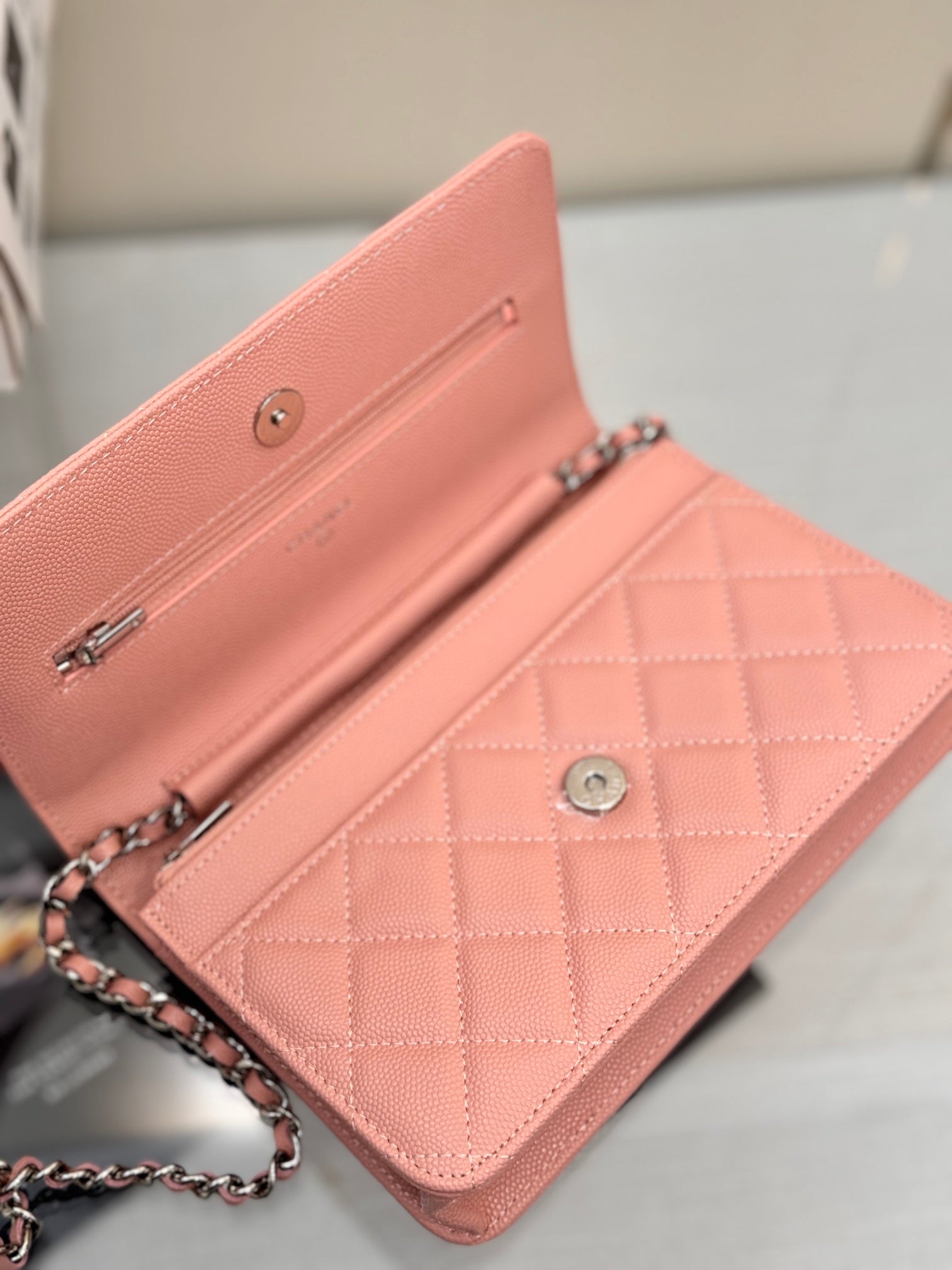 WOC 19CM LIGHT PINK CAVIAR SILVER HARDWARE mysite