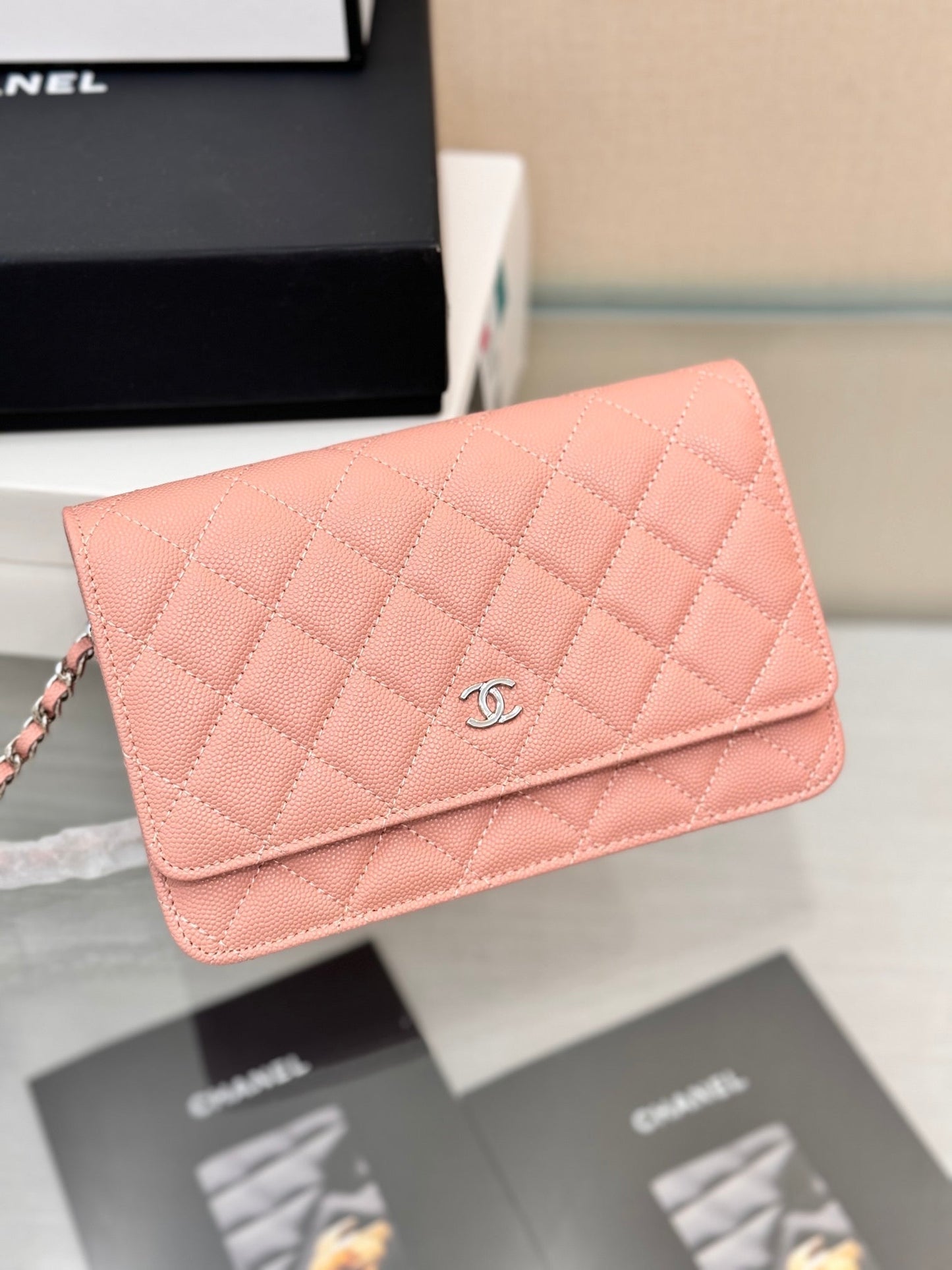 WOC 19CM LIGHT PINK CAVIAR SILVER HARDWARE mysite