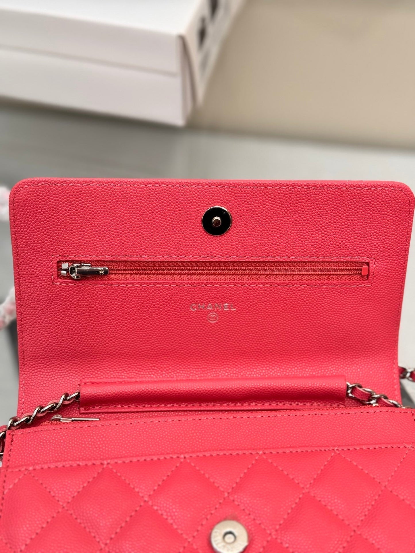 WOC 19CM RED CAVIAR SILVER HARDWARE mysite