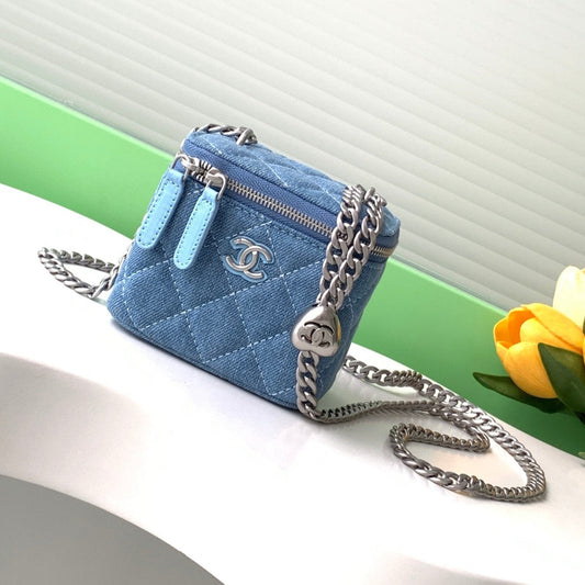 CC 24K Vanity 11cm Blue Denim Silver Hardware mysite