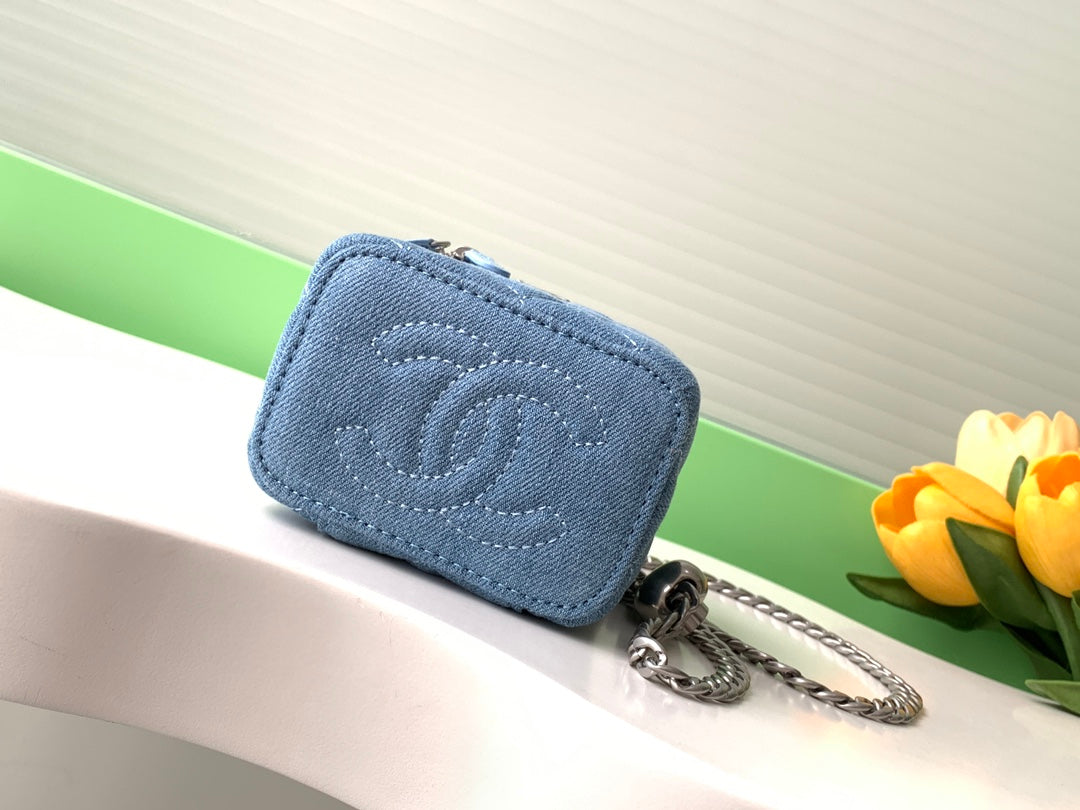 CC 24K Vanity 11cm Blue Denim Silver Hardware mysite
