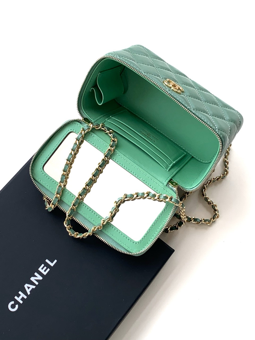 CC Vanity Case 17cm Jungle Green Leather Gold Hardware 238497 mysite