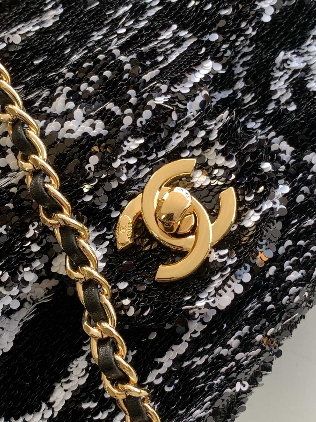CC 24S Flap Bag Mini 21cm Black White Sequin Gold Hardware 238439 mysite