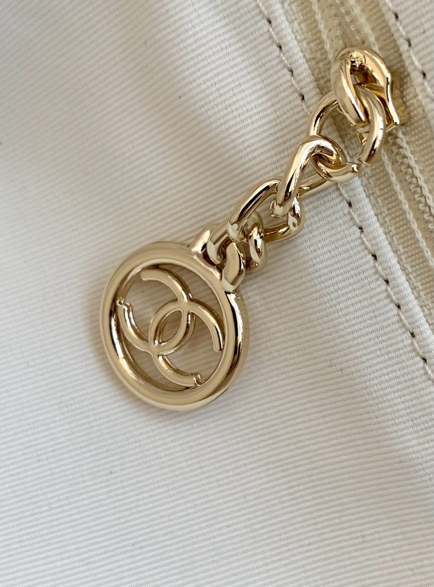 CC 25C ToTe Bag Beige Light Tan Canvas Fabric 238508 mysite