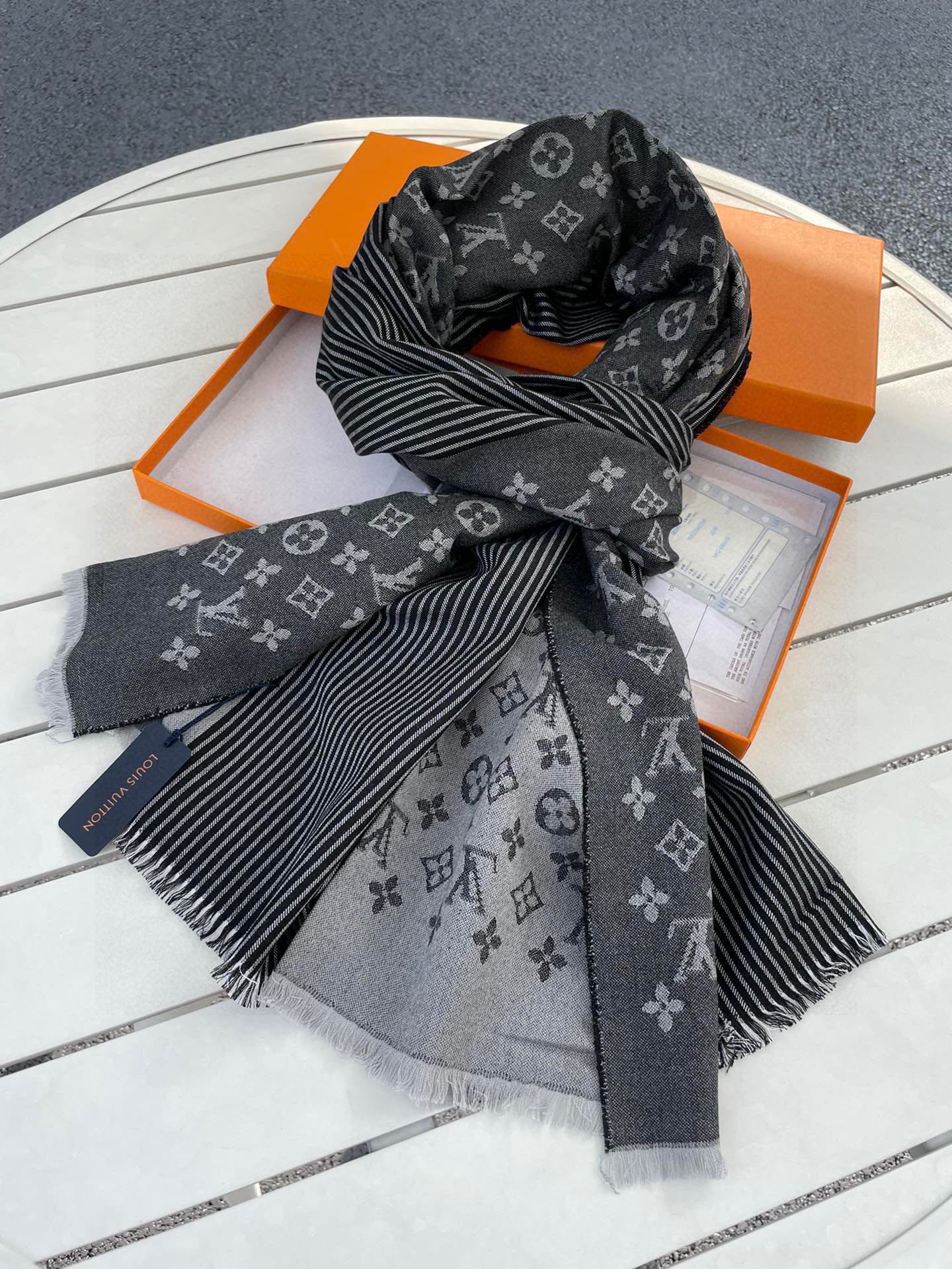 MONOGRAM SCARF 200 CM IN BLACK CASHMERE AND SILK 388078 mysite