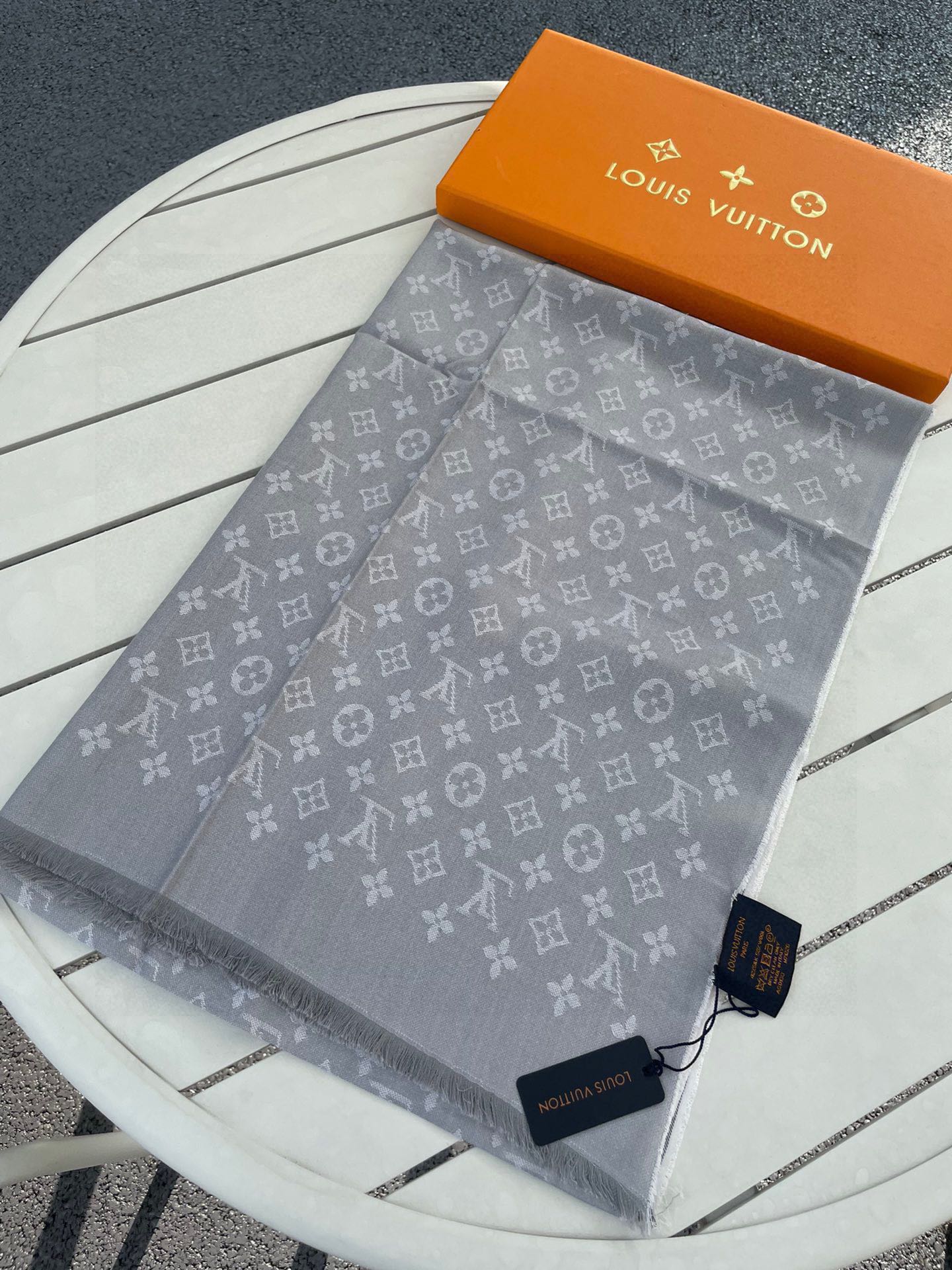 MONOGRAM SCARF 200 CM IN LIGHT GRAY CASHMERE AND SILK 388079 mysite