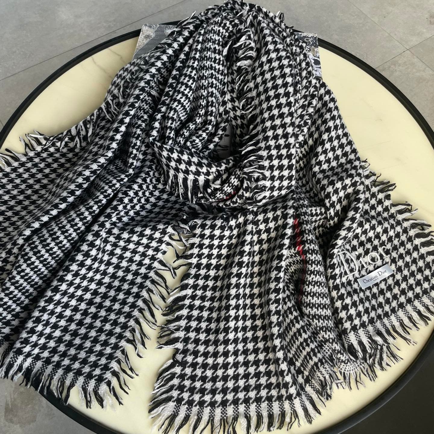 HOUNDSTOOTH SCARF 200 CM IN BLACK MIX WHITE WOOL 399969 mysite