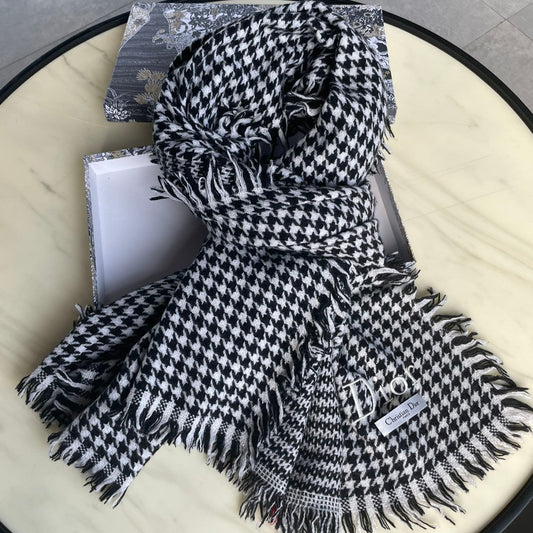 HOUNDSTOOTH SCARF 200 CM IN BLACK MIX WHITE WOOL 399969 mysite
