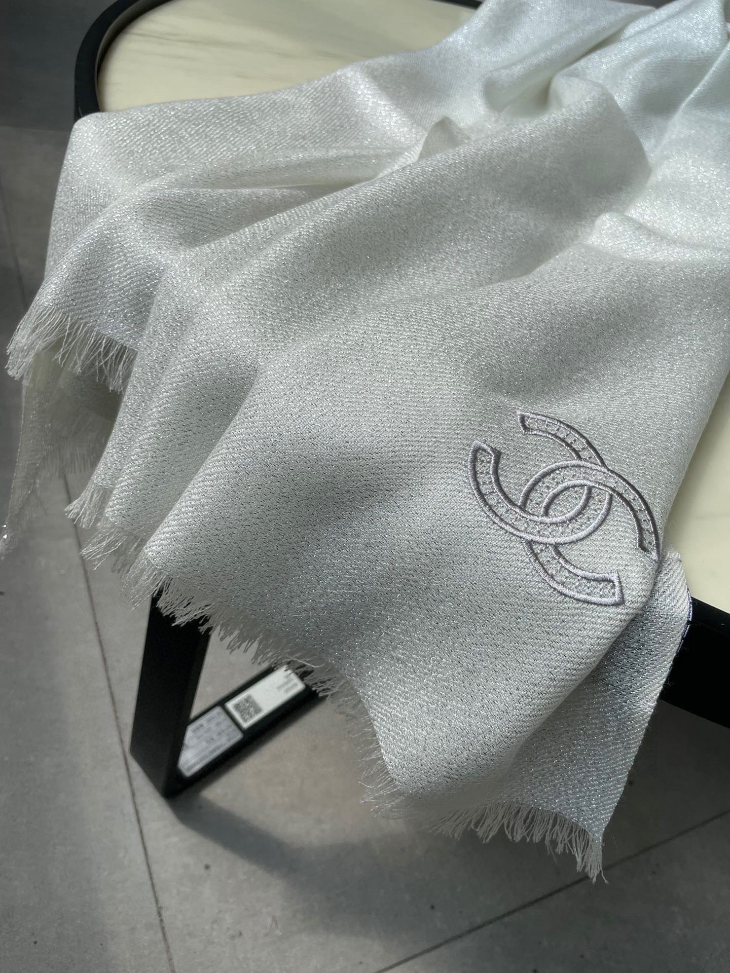 SCARF 210 CM IN IVORY WHITE CASHMERE  402210 mysite